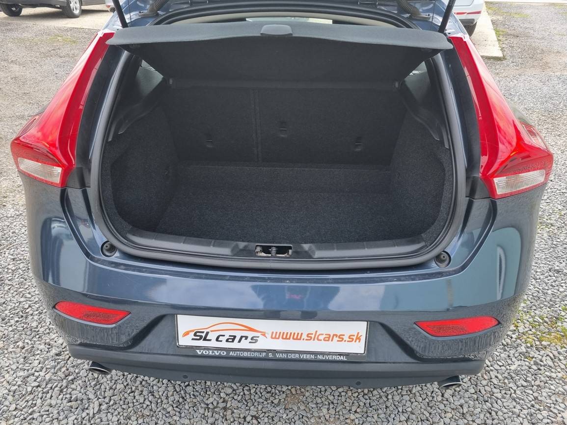Volvo V40 D3 2.0L Summum