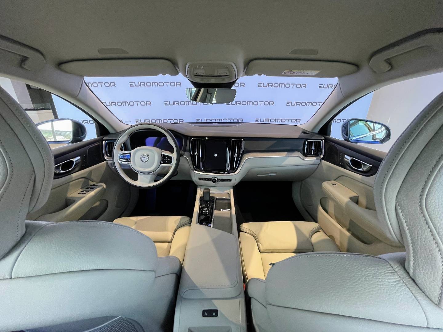 Volvo S60 B5 mHEV Plus Bright AWD A/T