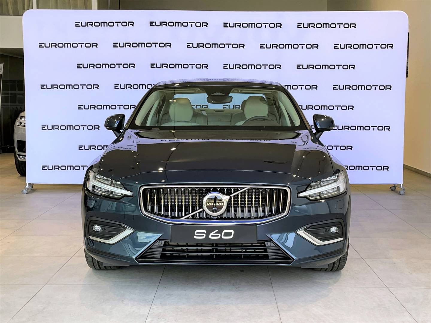Volvo S60 B5 mHEV Plus Bright AWD A/T