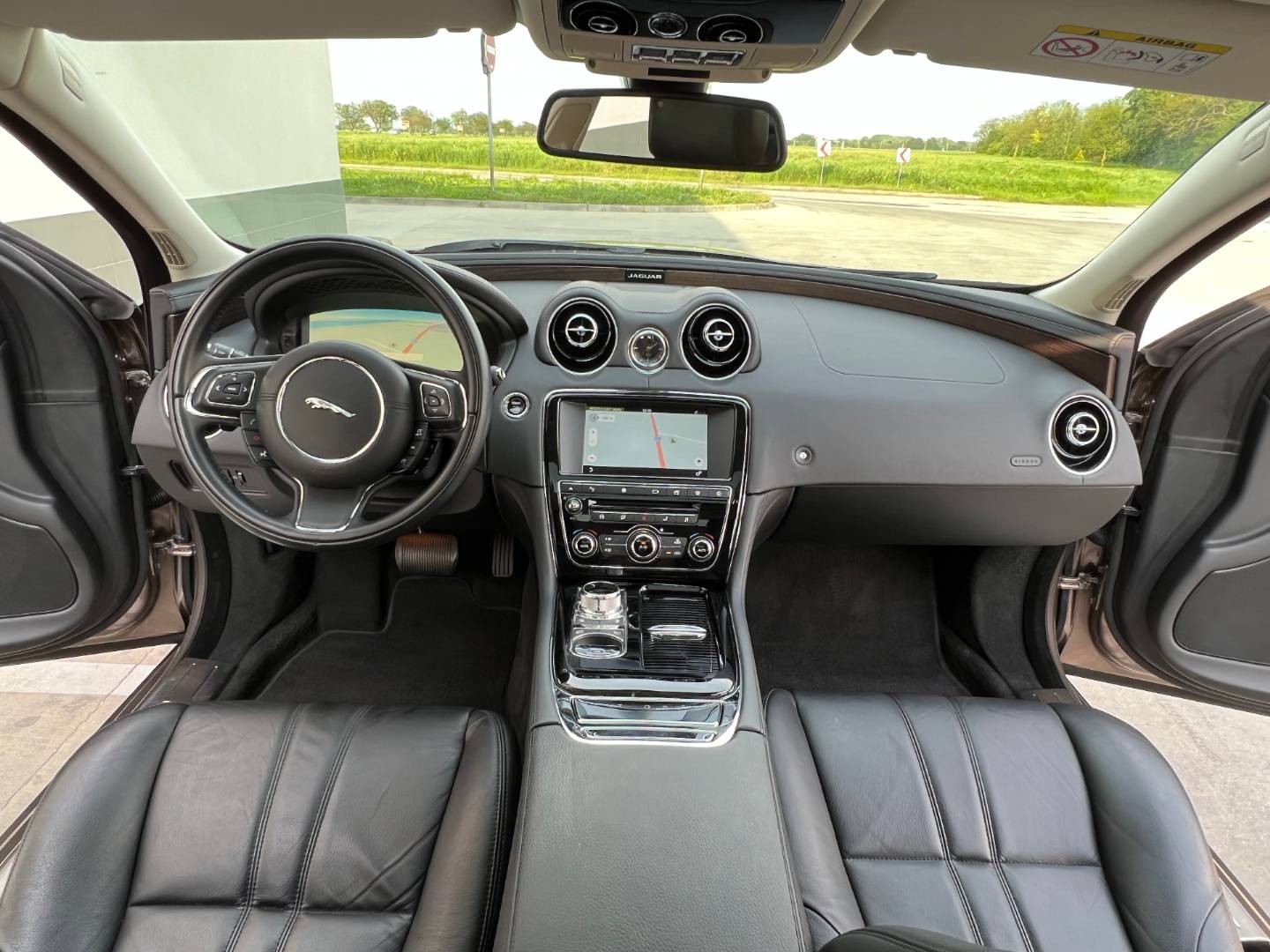 Jaguar XJ 3.0 V6 Td 300k Portfolio LWB