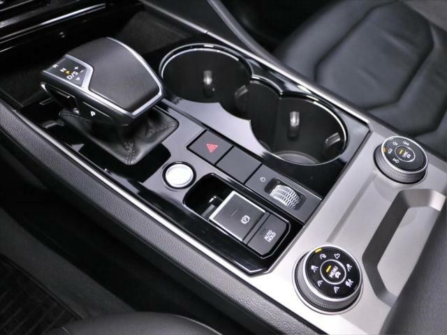 Volkswagen Touareg R-Line 3,0 TDI DSG 4Motion DPH