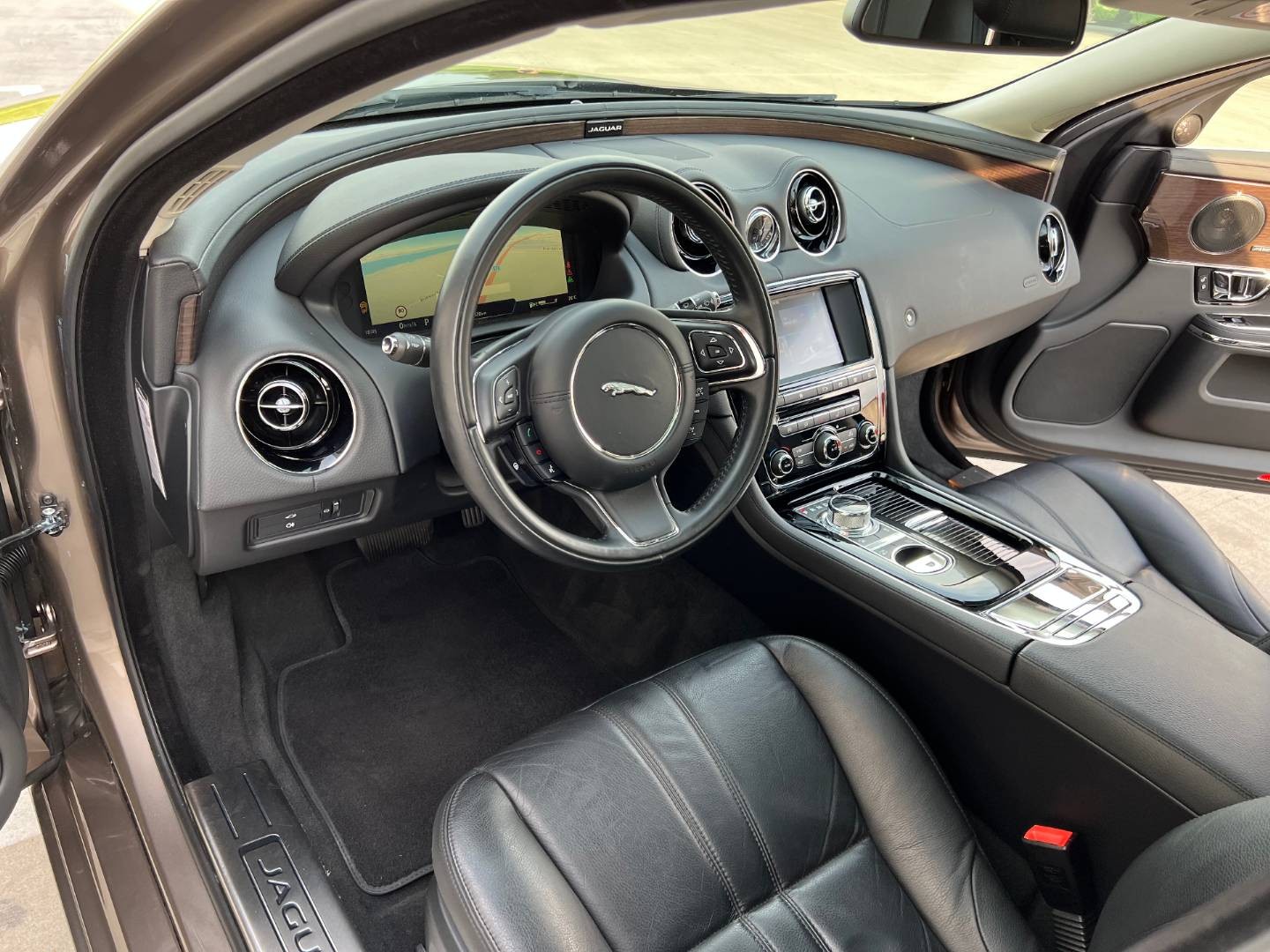 Jaguar XJ 3.0 V6 Td 300k Portfolio LWB
