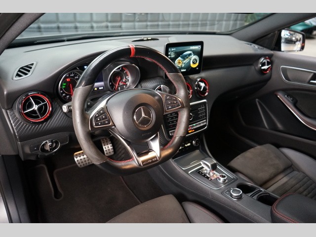 Mercedes-Benz Třídy A 45 AMG 4M 280kW LED Kamera CZ