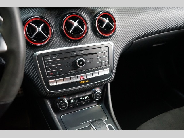 Mercedes-Benz Třídy A 45 AMG 4M 280kW LED Kamera CZ