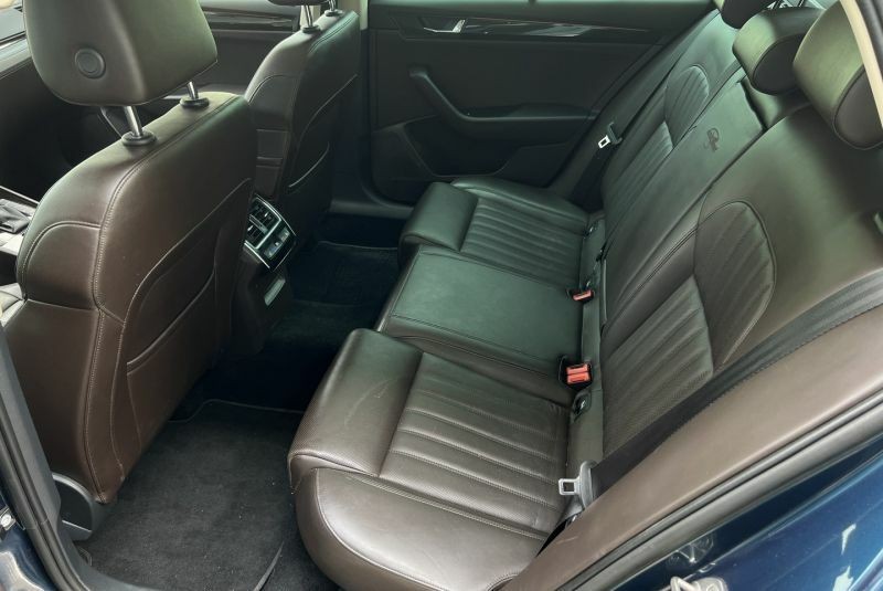 Škoda Superb Combi 2.0 TDI DSG 4x4 Laurin Klement 190PS