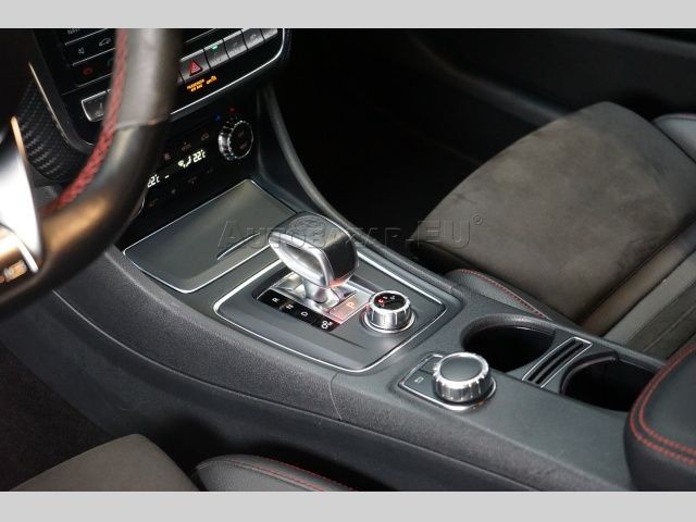 Mercedes A trieda 45 AMG 4M