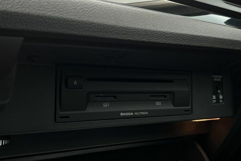 Škoda Superb Combi 2.0 TDI DSG 4x4 Laurin Klement 190PS