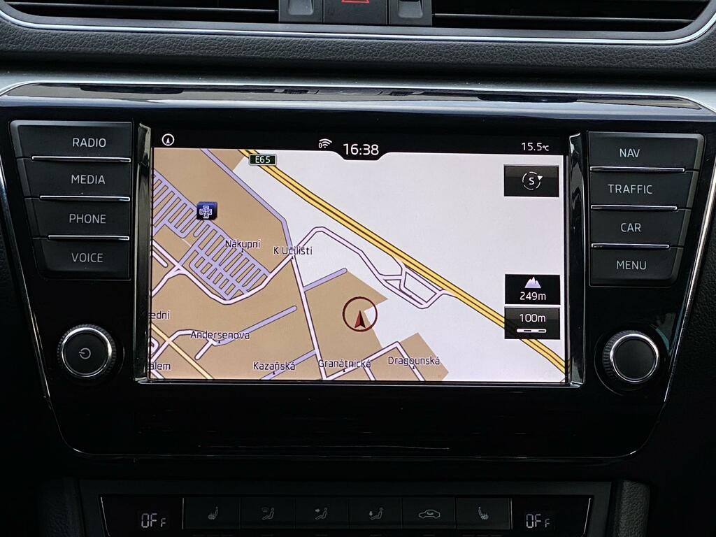 Škoda Superb Combi III 2.0TDi Ambition