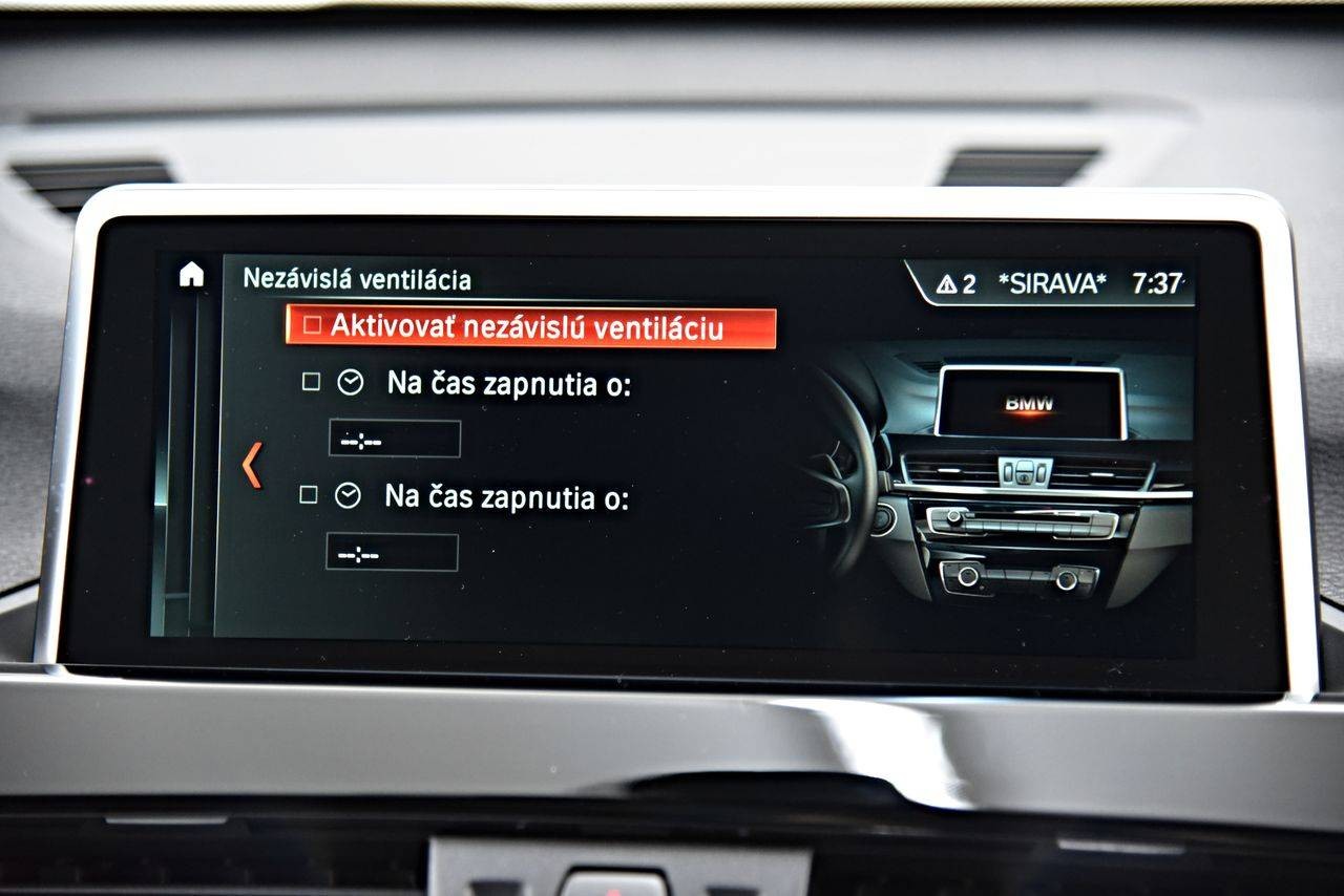 BMW X1 sDrive 18d xLine A/T