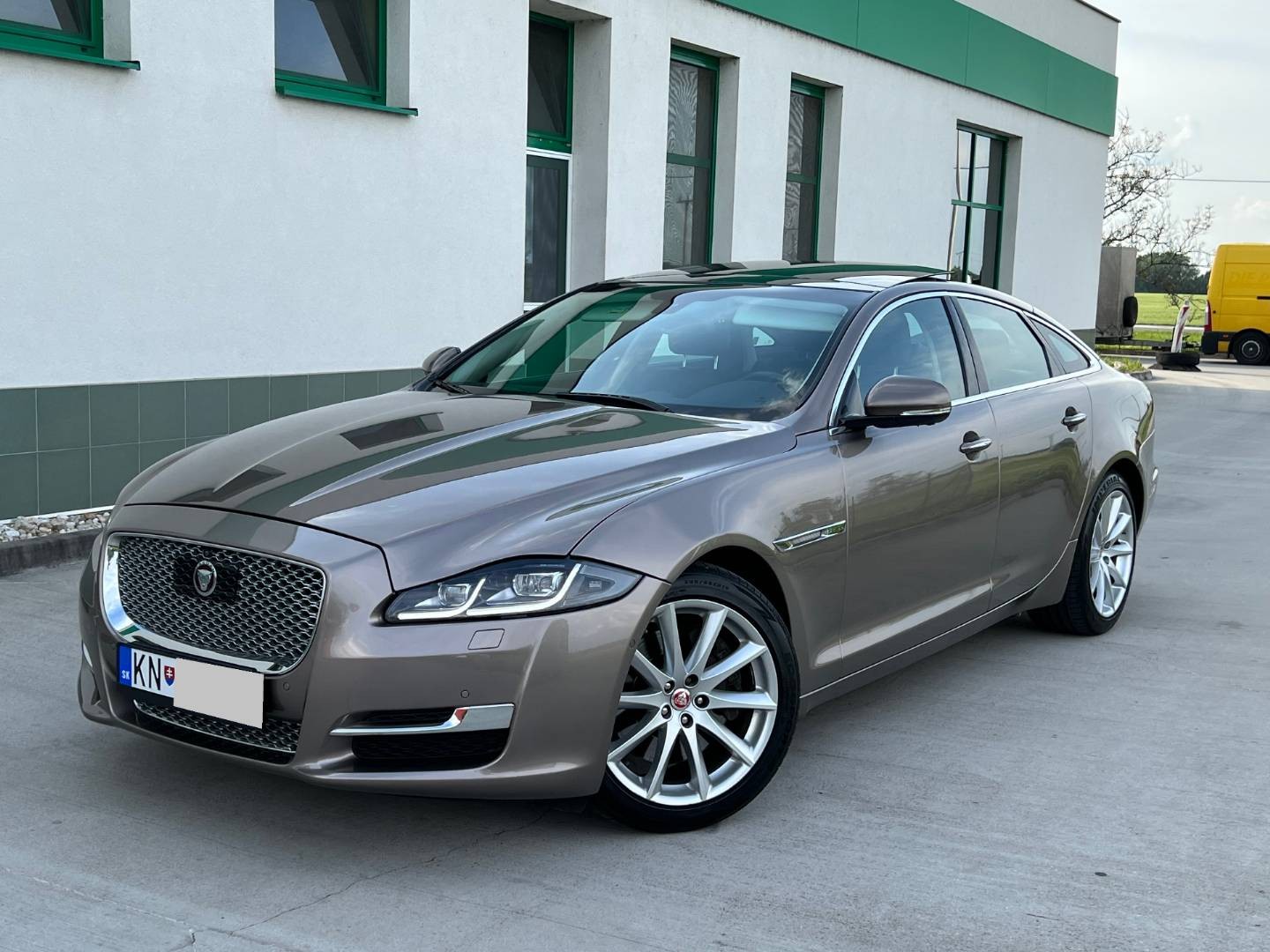 Jaguar XJ 3.0 V6 Td 300k Portfolio LWB