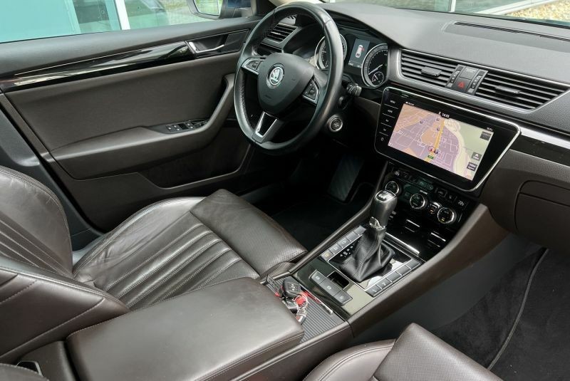 Škoda Superb Combi 2.0 TDI DSG 4x4 Laurin Klement 190PS