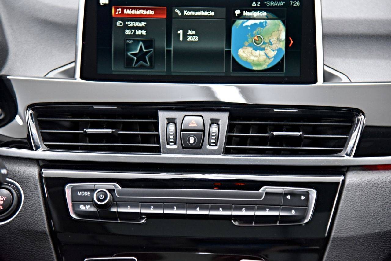 BMW X1 sDrive 18d xLine A/T