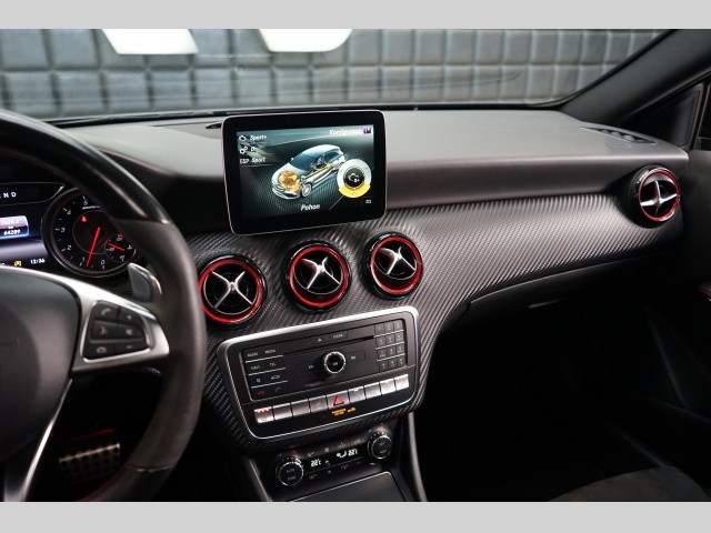 Mercedes-Benz Třídy A 45 AMG 4M 280kW LED Kamera CZ