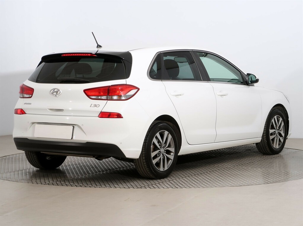 Hyundai i30  1.4 T-GDI