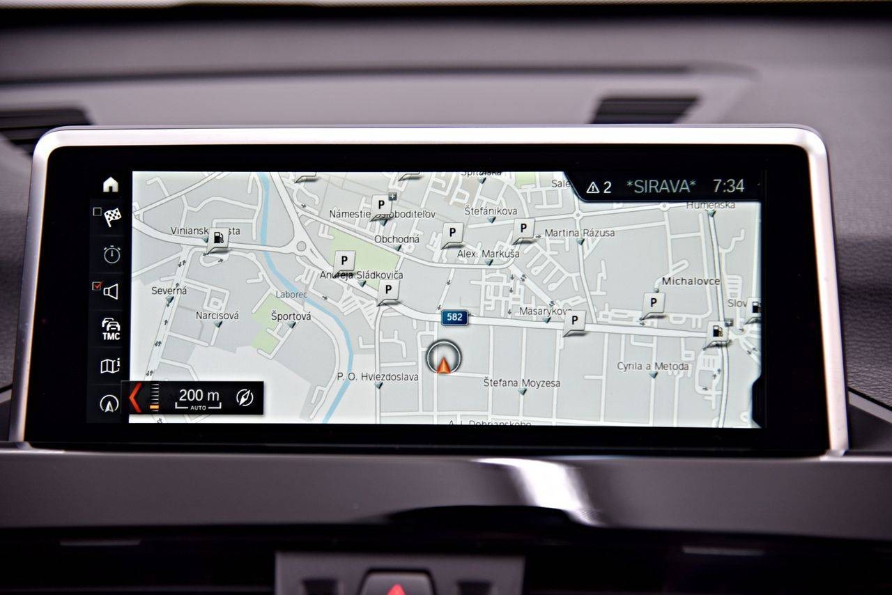 BMW X1 sDrive 18d xLine A/T