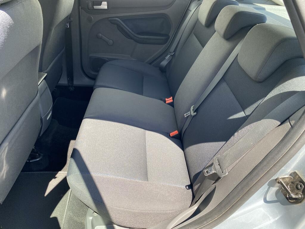 Ford Focus 1.6 i