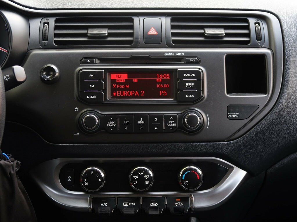 Kia Rio  1.25 CVVT