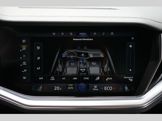 Volkswagen Touareg TDI Elegance Vzduch Tažné CZ