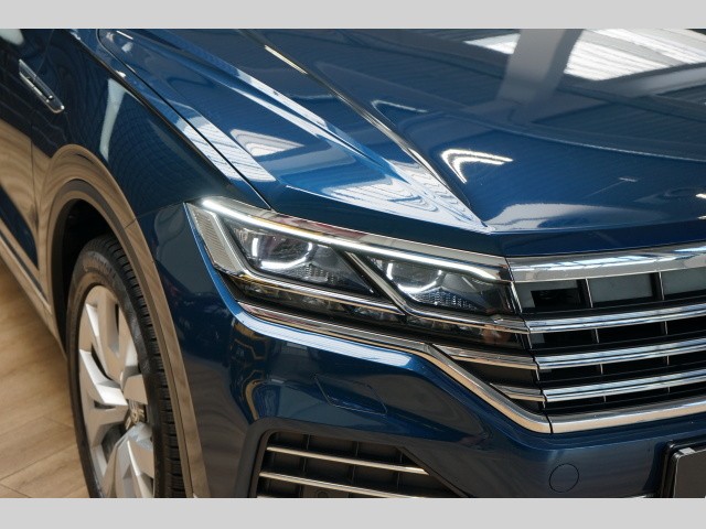 Volkswagen Touareg TDI Elegance Vzduch Tažné CZ