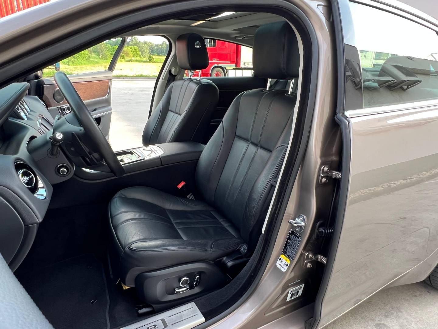 Jaguar XJ 3.0 V6 Td 300k Portfolio LWB