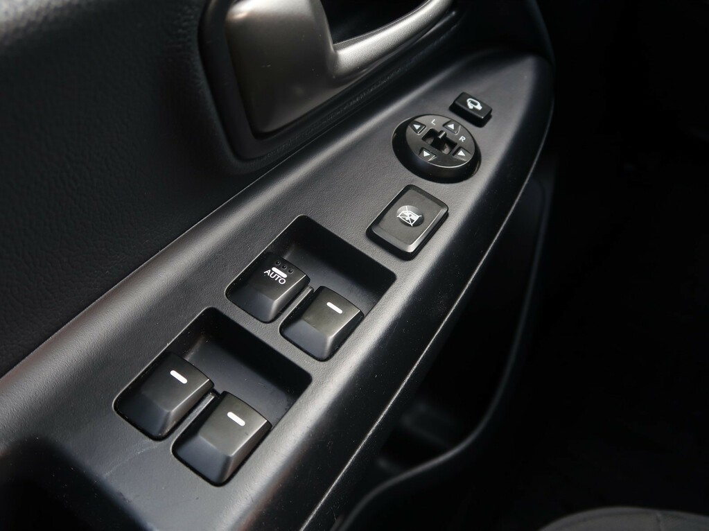 Kia Rio  1.25 CVVT
