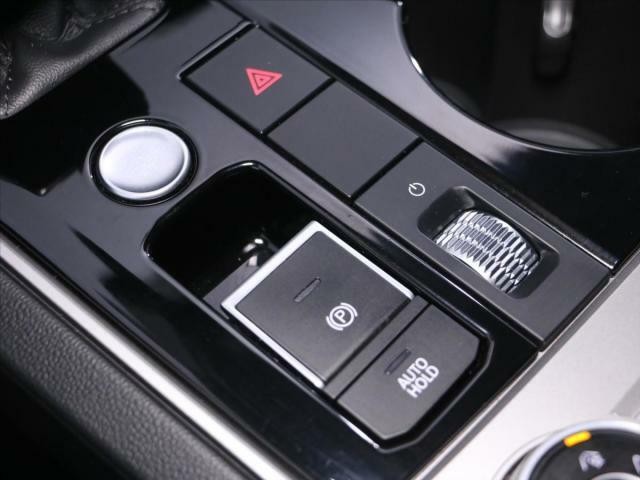 Volkswagen Touareg R-Line 3,0 TDI DSG 4Motion DPH