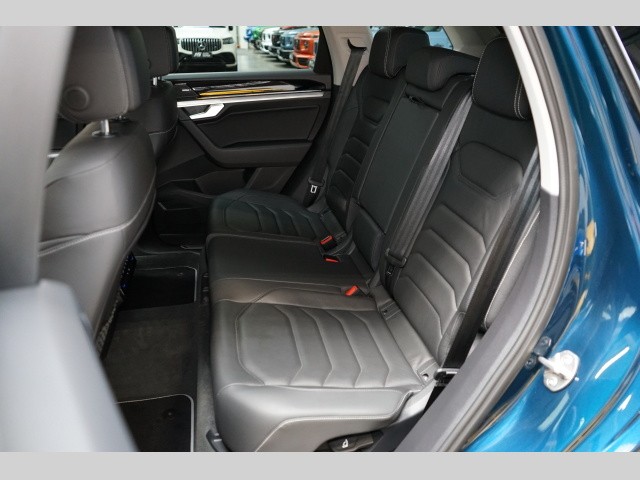 Volkswagen Touareg TDI Elegance Vzduch Tažné CZ