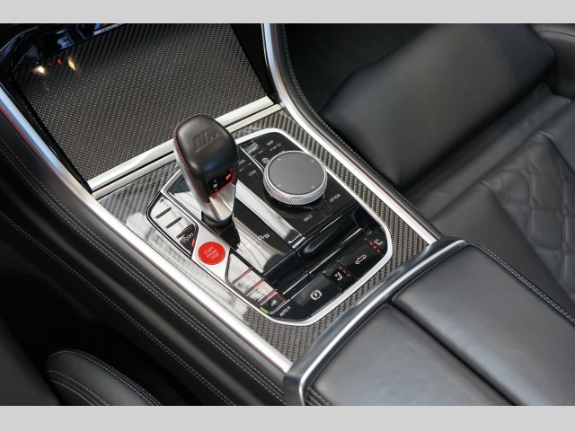 BMW M8 Comp. Carbio Individual Záruka