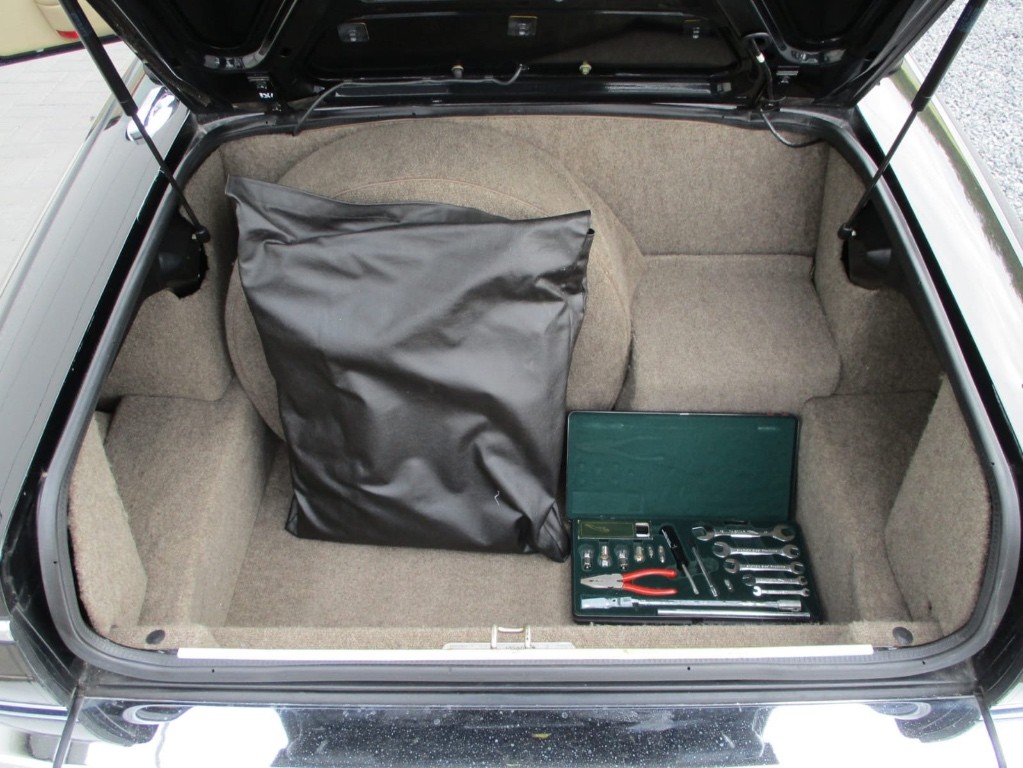 Jaguar XJS 5.3 V12 Convertible, 207kW, A4, 2d.