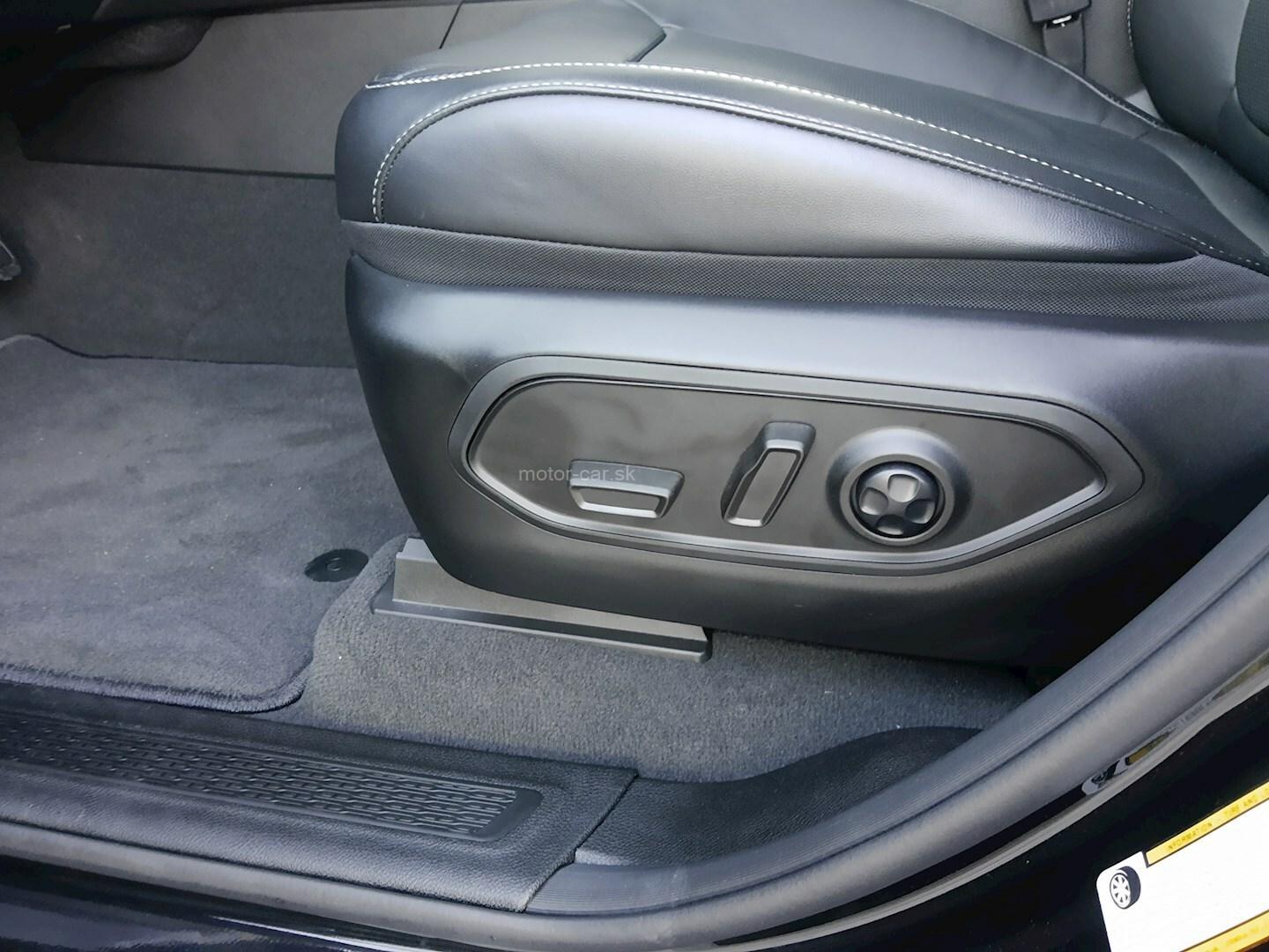 Jeep Grand Cherokee Cherokee L 3.6L V6 Limited 4X4