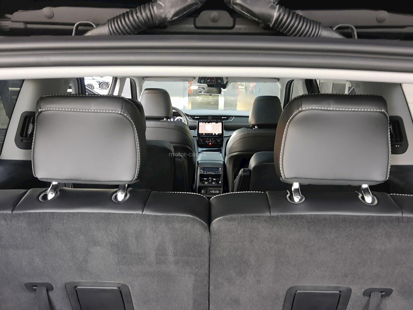 Jeep Grand Cherokee Cherokee L 3.6L V6 Limited 4X4