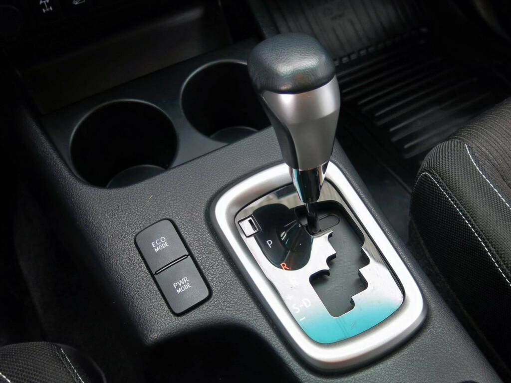 Toyota Hilux  2.4 D-4D
