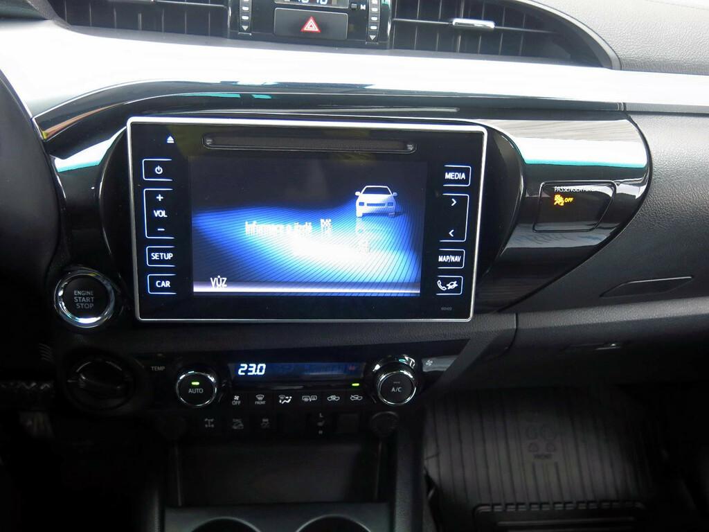 Toyota Hilux  2.4 D-4D