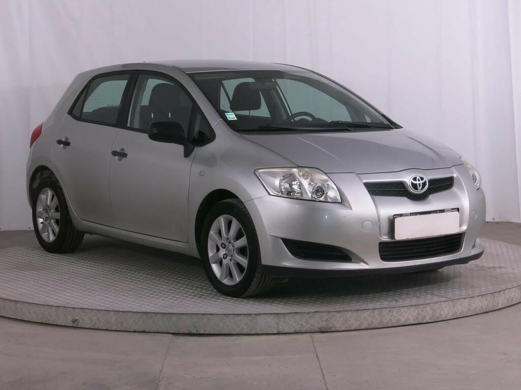 Toyota Auris  1.4 VVT-i
