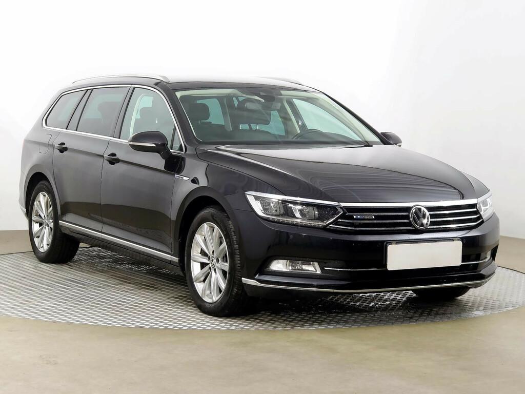 VW Passat Highline 2.0 TDI