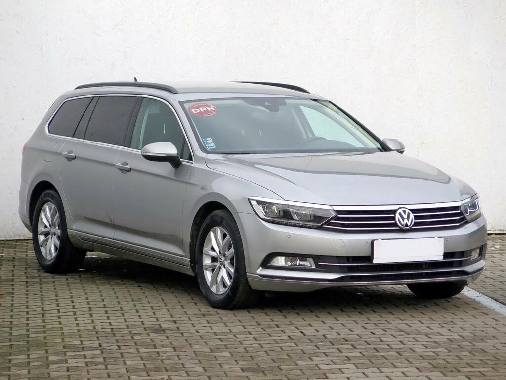 VW Passat Comfortline 2.0 TDI
