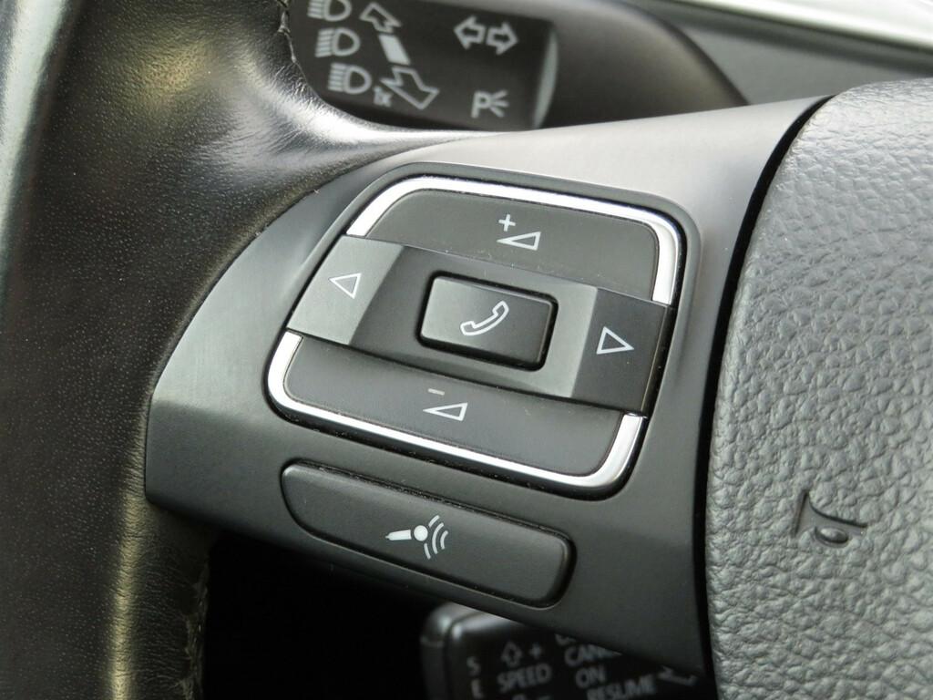 VW Passat  1.6 TDI