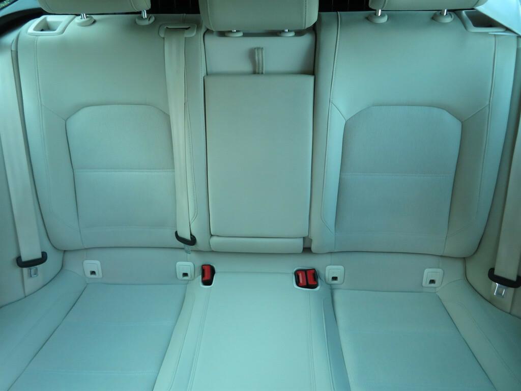 VW Passat Comfortline 2.0 TDI