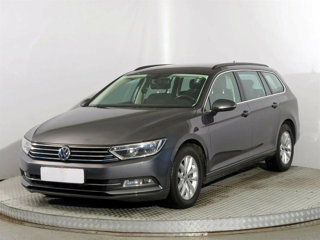 VW Passat Comfortline 2.0 TDI