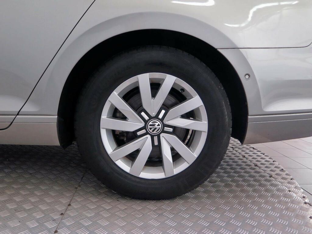 VW Passat  1.6 TDI