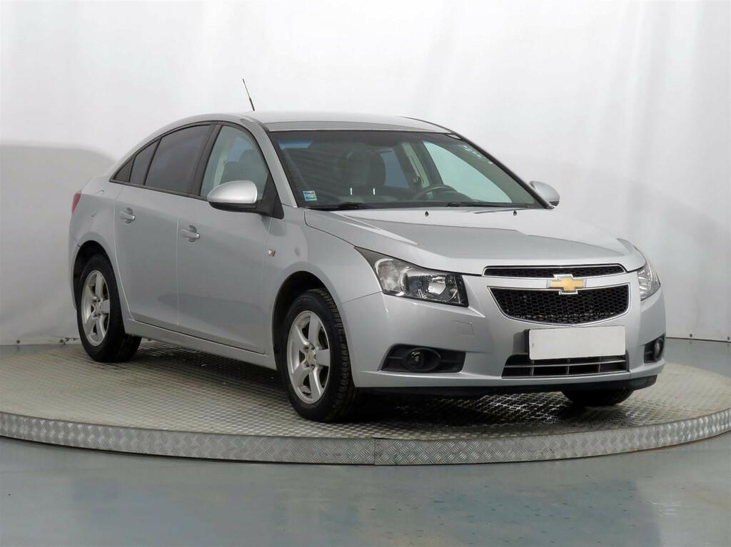 Chevrolet Cruze LS 1.8 i 16V