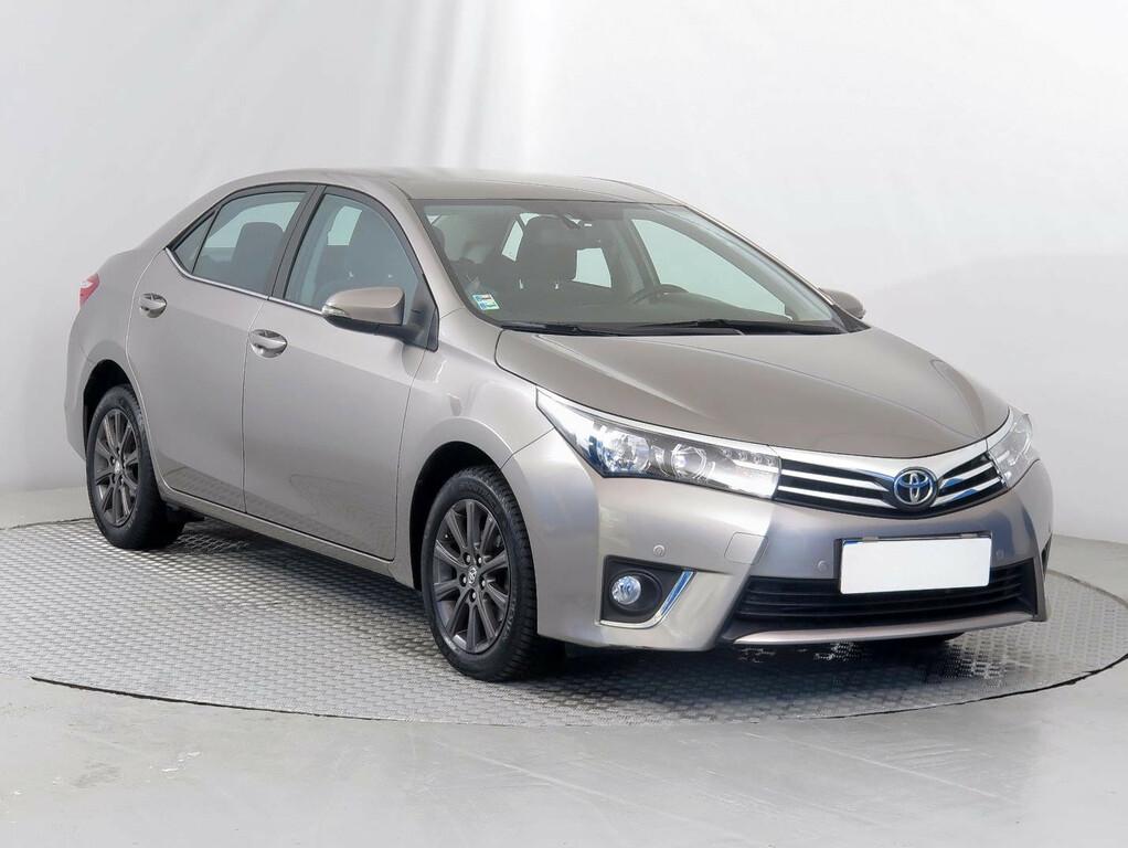 Toyota Corolla  1.6 i