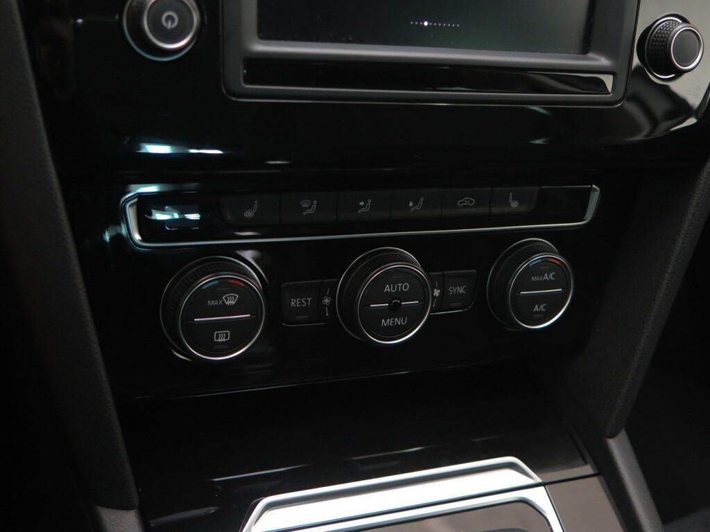VW Passat Highline 2.0 TDI
