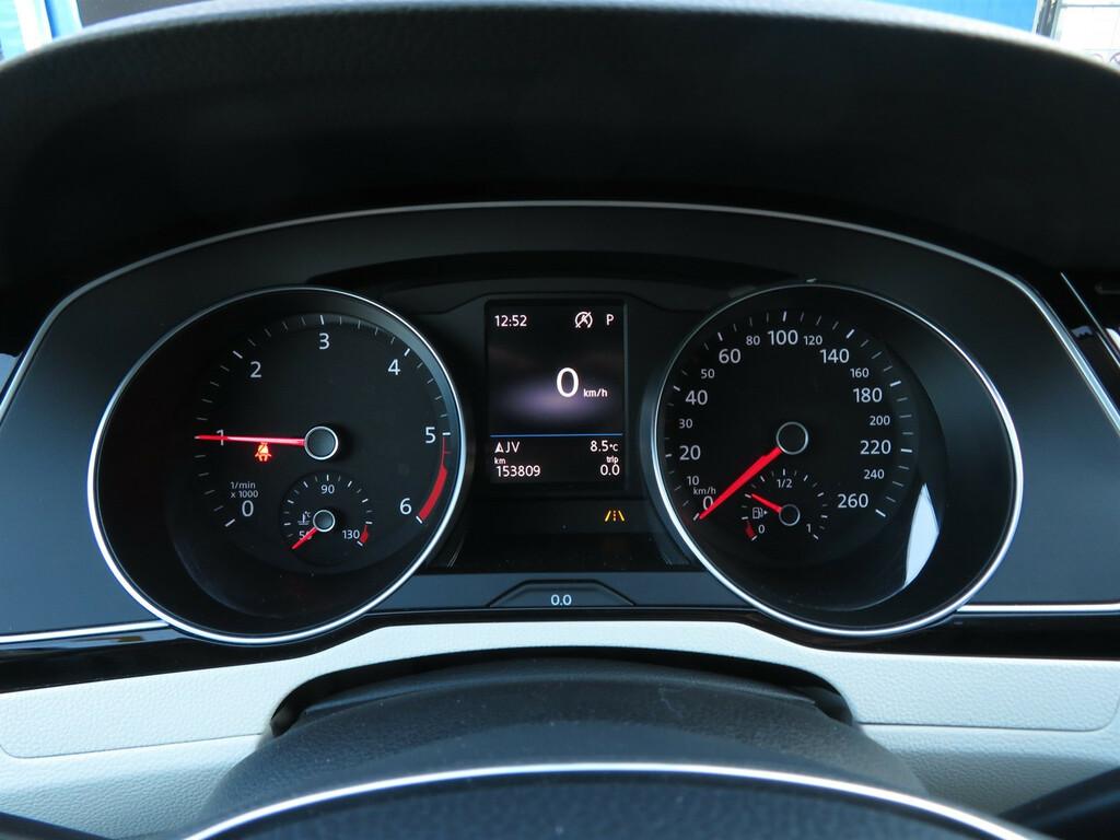 VW Passat Comfortline 2.0 TDI