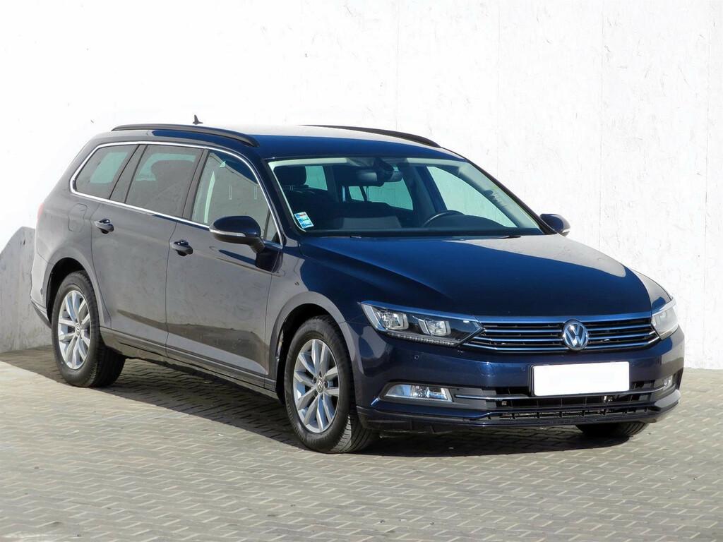 VW Passat Comfortline 2.0 TDI