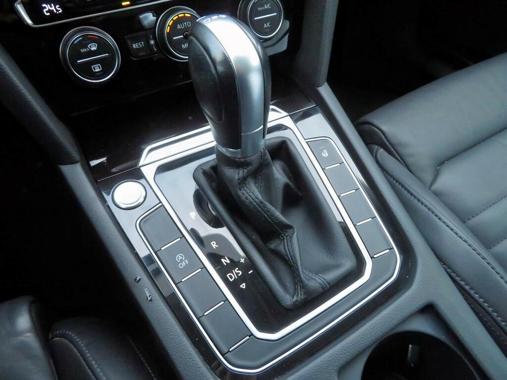 VW Passat  1.6 TDI