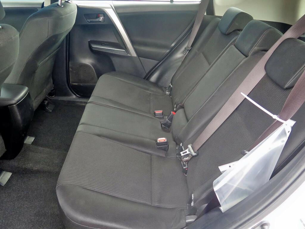 Toyota RAV 4  2.0 VVT-i