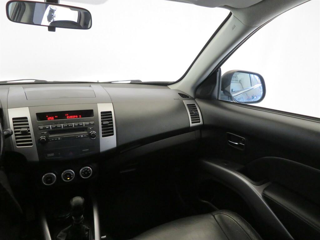 Peugeot 4007  2.2 HDI