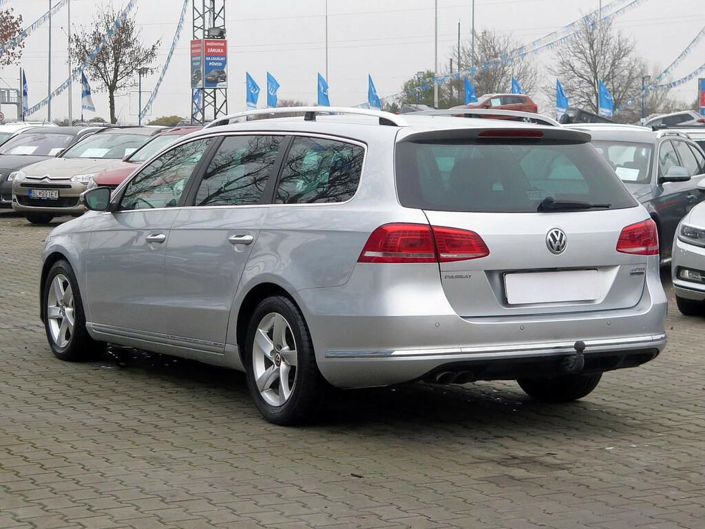 VW Passat Sportline 2.0 TDI