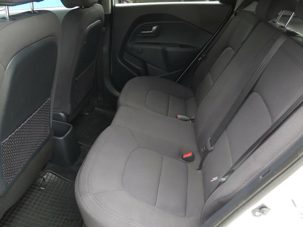 Kia Rio  1.4 CVVT